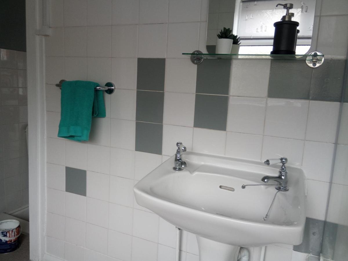 Gosford Apartment Ковентри Экстерьер фото