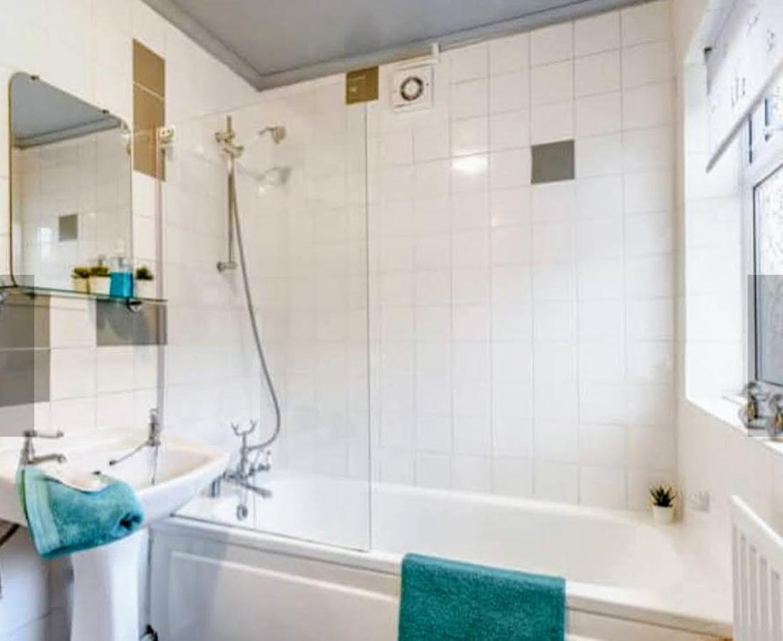 Gosford Apartment Ковентри Экстерьер фото